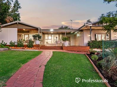 6 Milford Close, Gooseberry Hill WA 6076