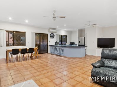 27 Hawkes Street, Coolbellup WA 6163