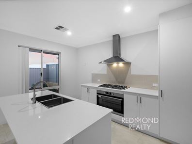 20 Bridgewater Approach, Yanchep WA 6035