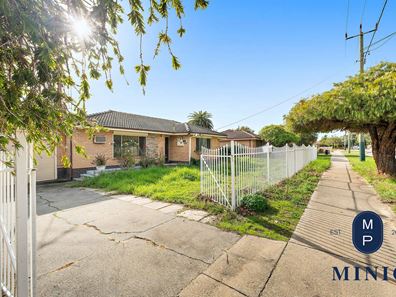 89 Forrest Road, Armadale WA 6112