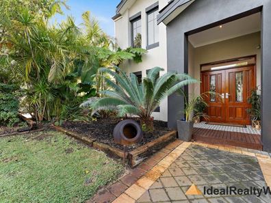 266 Corinthian East Road, Riverton WA 6148