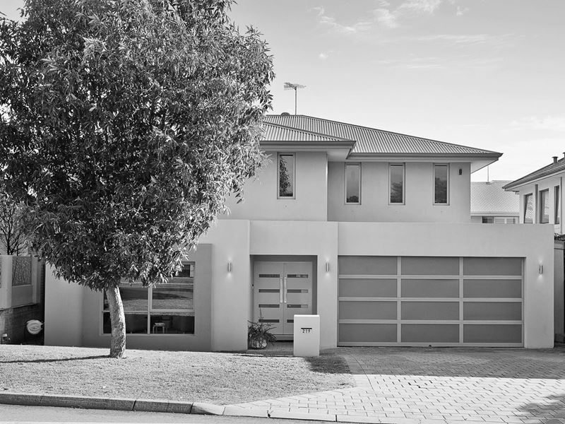 219 Duke Street, Scarborough WA 6019