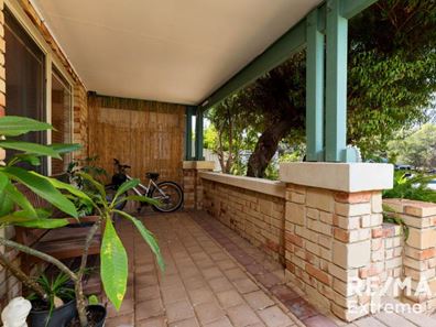 29 Fowey Loop, Mindarie WA 6030