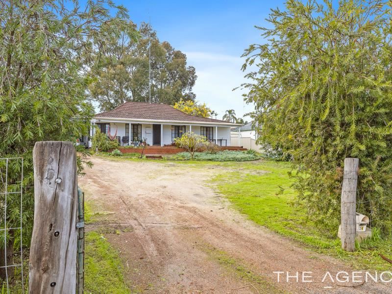 24 South Western Highway, Waroona WA 6215