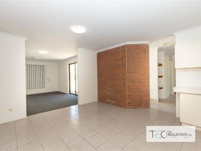 5 Adare Place, Coodanup WA 6210