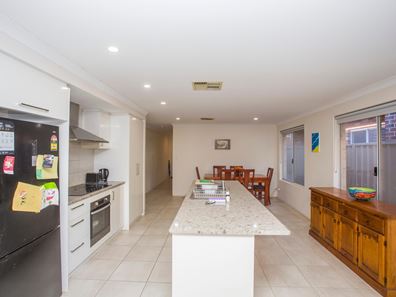 5 Castella Drive, Dudley Park WA 6210