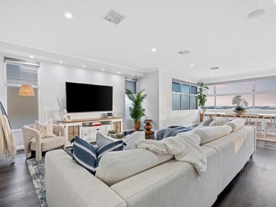 17 Gibraltar Way, Mindarie WA 6030