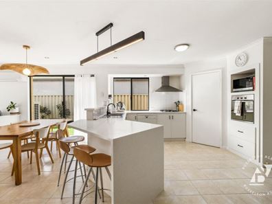 57 Kooljak Road, Broadwater WA 6280