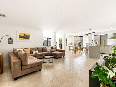 57 Kooljak Road, Broadwater WA 6280