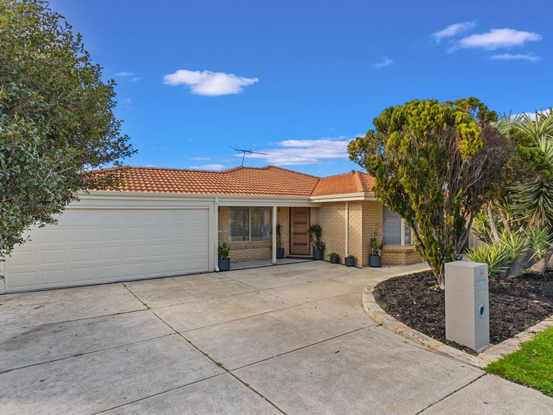 14 Drammen Elbow, Merriwa WA 6030