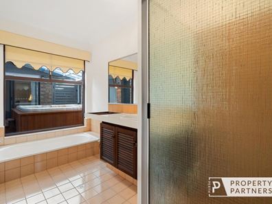 11 Harray Street, Hamersley WA 6022
