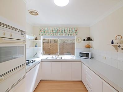 4/205 Herbert Street, Doubleview WA 6018