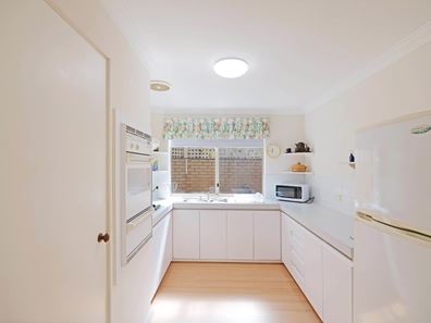 4/205 Herbert Street, Doubleview WA 6018