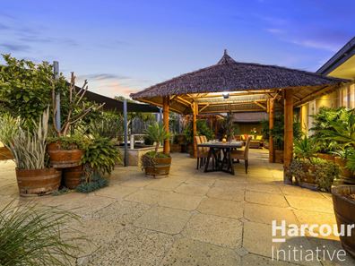17 Roxwell Way, Girrawheen WA 6064
