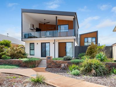 120 Aslett Drive, Karlkurla WA 6430