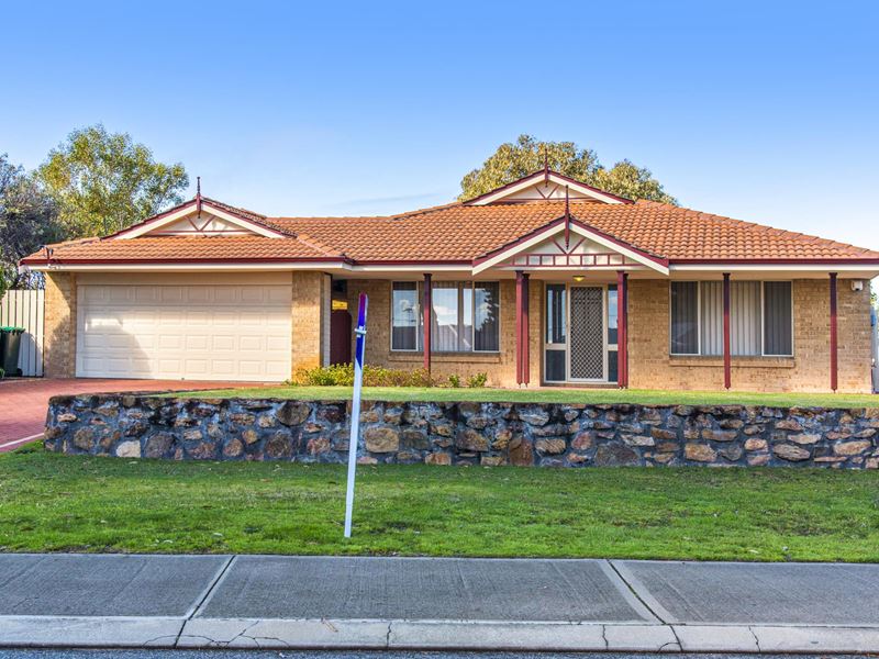 12 Noreena Avenue, Golden Bay