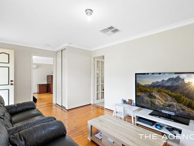 5 Bree Close, Atwell WA 6164