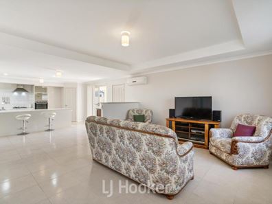 2/14 Alpha Road, West Busselton WA 6280