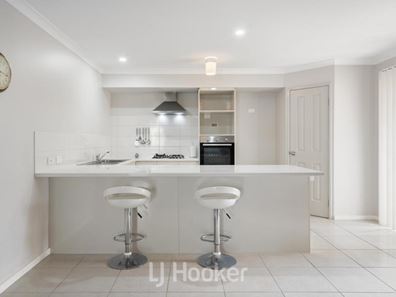 2/14 Alpha Road, West Busselton WA 6280