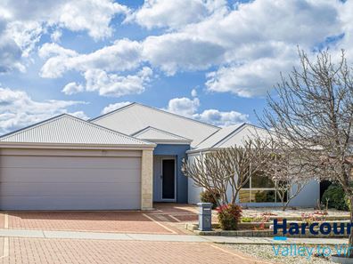 17 Hessian Street, Aveley WA 6069