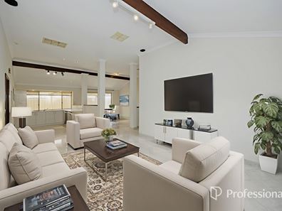 12 Peterborough Drive, Currambine WA 6028