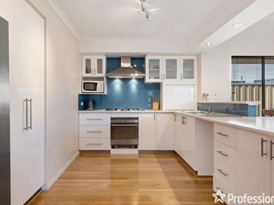 2/29 Seaforth Road, Shoalwater WA 6169