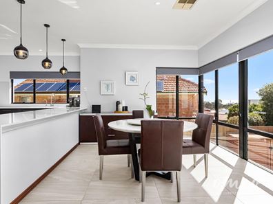 7 Atwick Place, Coogee WA 6166