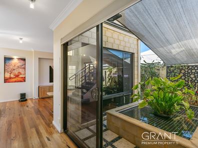 27 Shirley Avenue, Mount Pleasant WA 6153