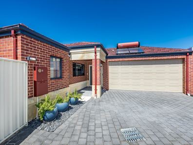 4C Leslie Place, Tuart Hill WA 6060