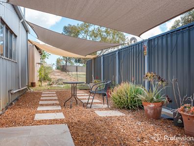 30 Fifth Avenue, Northampton WA 6535