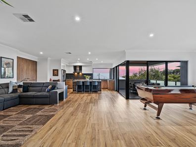 87 Abeona Parade, Madora Bay WA 6210