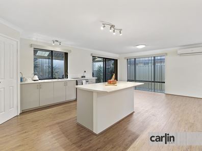 14 Canopus Loop, Hammond Park WA 6164