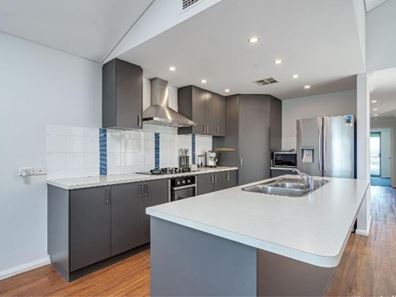 8 Jamaica Lane,, Clarkson WA 6030