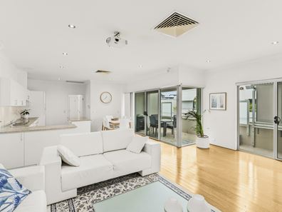 18/454 Roberts Road, Subiaco WA 6008