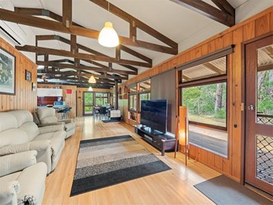 11 Hale Avenue, Molloy Island WA 6290
