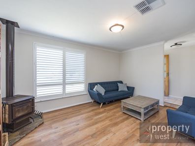 9 Nannatee Way, Wanneroo WA 6065