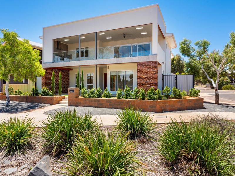 82 Aslett Drive, Karlkurla WA 6430