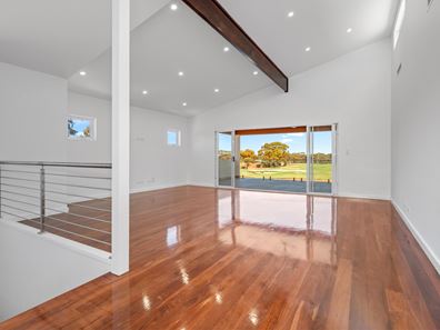82 Aslett Drive, Karlkurla WA 6430