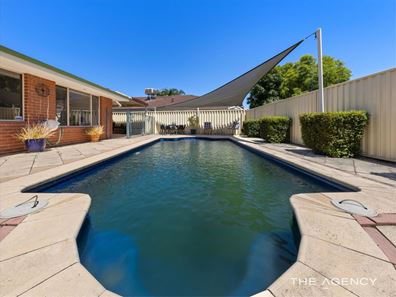 17 Mosedale Retreat, Atwell WA 6164