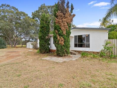 10 Herron Street, Coolup WA 6214