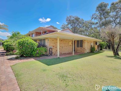 23/24 Southdown Place, Thornlie WA 6108