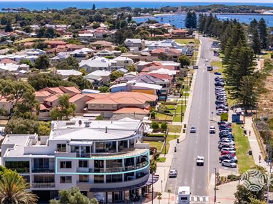 12/91 Esplanade, Rockingham WA 6168