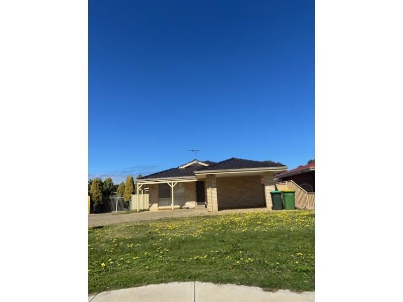 2/63 Saw Avenue, Rockingham WA 6168