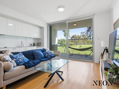 4/271 Selby Street, Churchlands WA 6018
