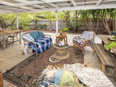 1/1 Alanta Elbow, Dunsborough WA 6281