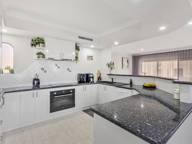 5/55 Breakwater Parade, Mandurah WA 6210