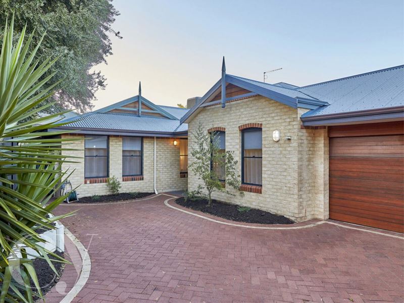 19A Davy Street, Alfred Cove WA 6154