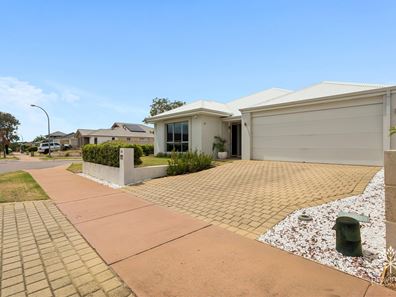 24 Millot Vista, Caversham WA 6055