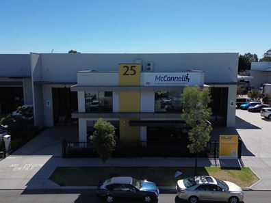 25 Radius Loop, Bayswater WA 6053
