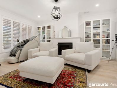 10 Hockley Loop, Canning Vale WA 6155